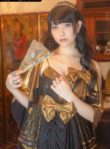 亚洲辣女撒尿户外_BD英语电影免费在线