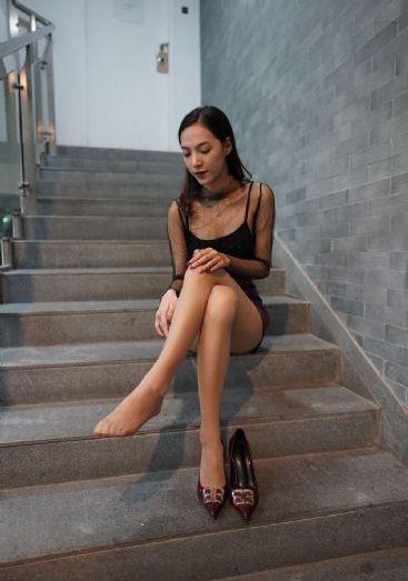 暗呦小u女系列全部_国产剧超清免费观看