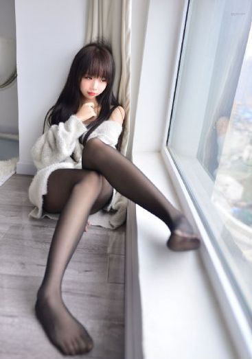 女教师撅着屁股被同学打屁股_西瓜视频免费观看