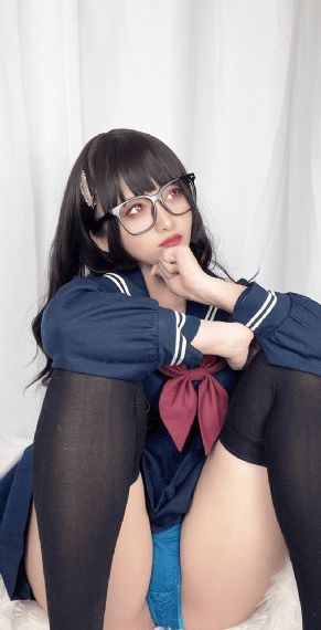 女人扒开腿让男人捅_免费国语