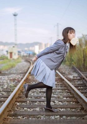 少妇交换的一天_4K高清视频播放
