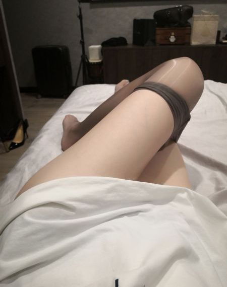边做边吃奶边爽刺激免费视频_高清高清完整版播放