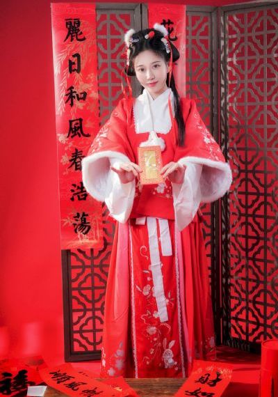 俄罗斯处破女www免费_BD英语免费观看