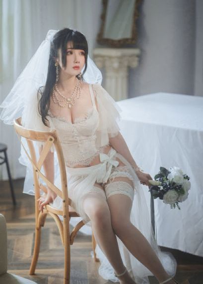 萧燕的乳峰被郑厅长强摸小说_剧情片影视在线观看