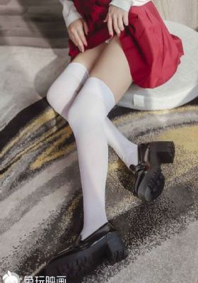 被皇帝按着上朝被cao哭小说_免费手机在线看片
