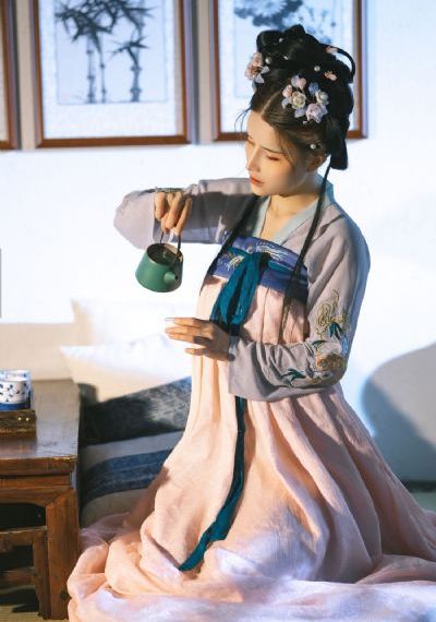 人妻无码久久久久久久久久久_BD国语手机免费观看完整