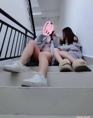 日韩欧美一区二区色国产综合_全集高清在线观看