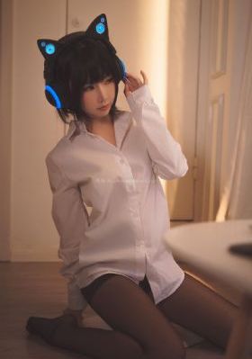 亚洲欧美在线AV一区二区_720迅雷电影在线